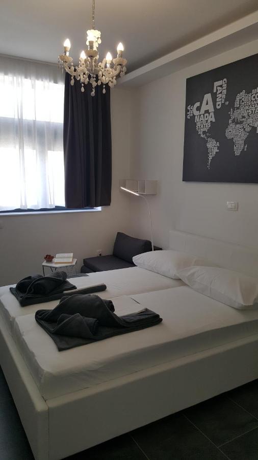 Grey House Apartment Makarska Luaran gambar