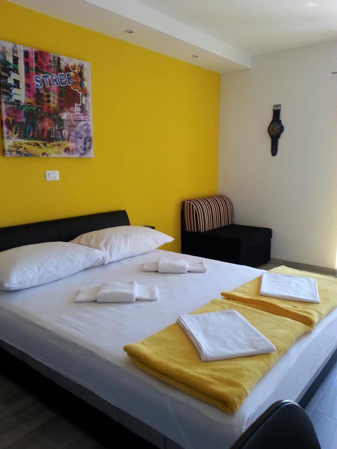 Grey House Apartment Makarska Luaran gambar