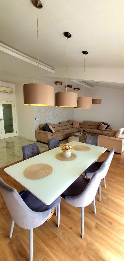 Grey House Apartment Makarska Luaran gambar